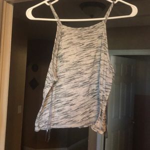 Spaghetti strapped cropped shirt